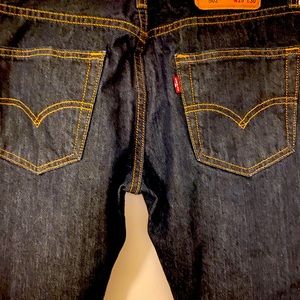 Levi’s 502